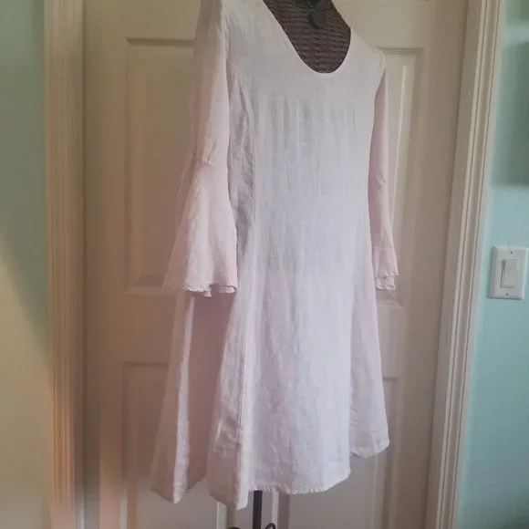 LUNGO L'ARNO Linen Swing Dress with Bell Sleeves - Picture 6 of 11